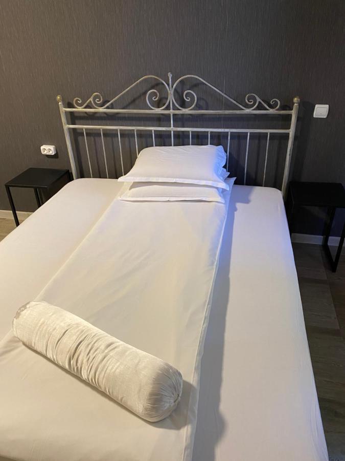 Family Hotel Amor Ruse Exterior foto